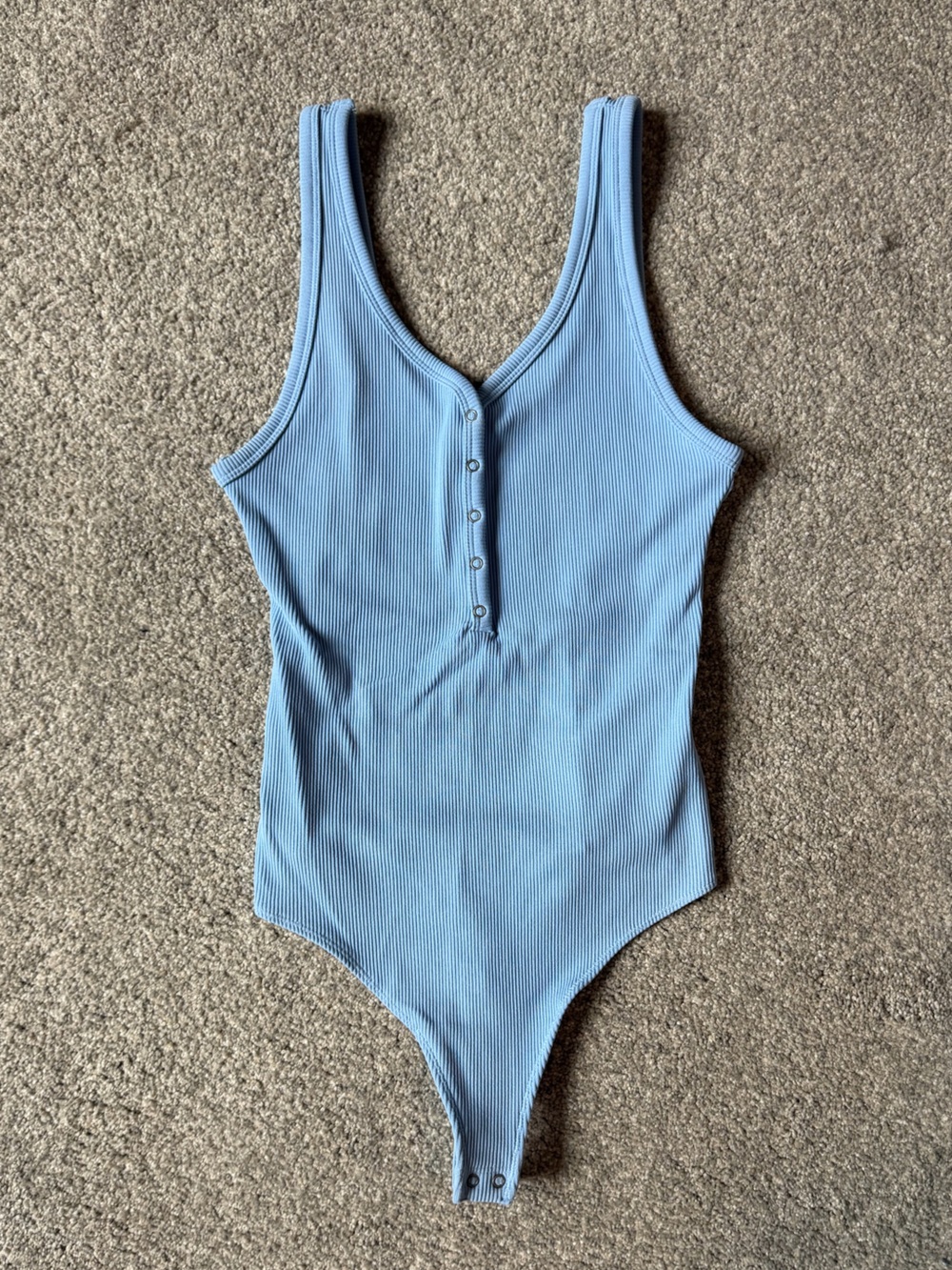 🎉NWOT Abercrombie & Fitch Ribbed Snap-Front Bodysuit, Women’s Size Sm, Lightblue